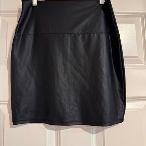 Windsor Black Faux Leather-Like Mini Skirt